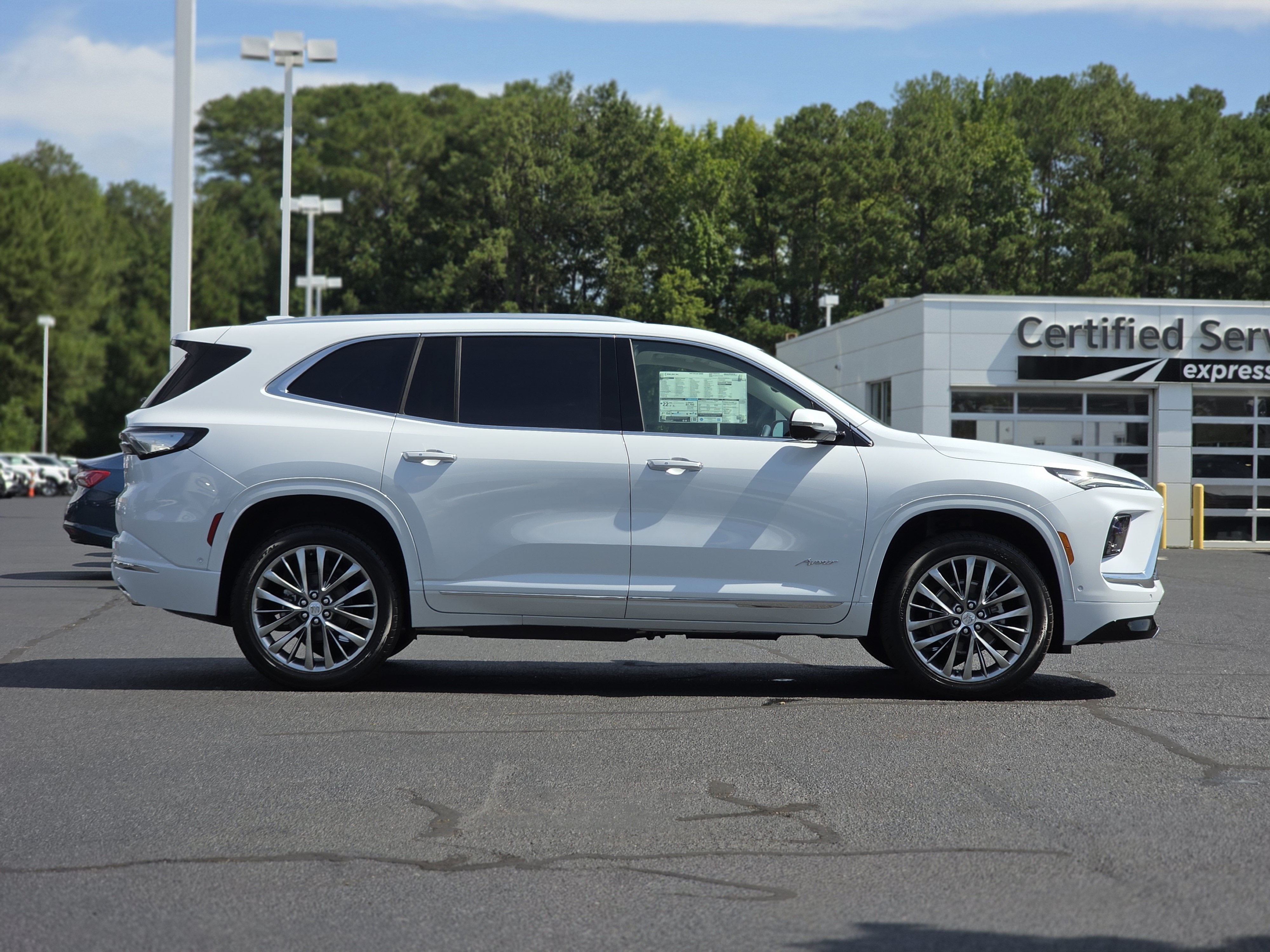 2026 Buick Enclave Avenir