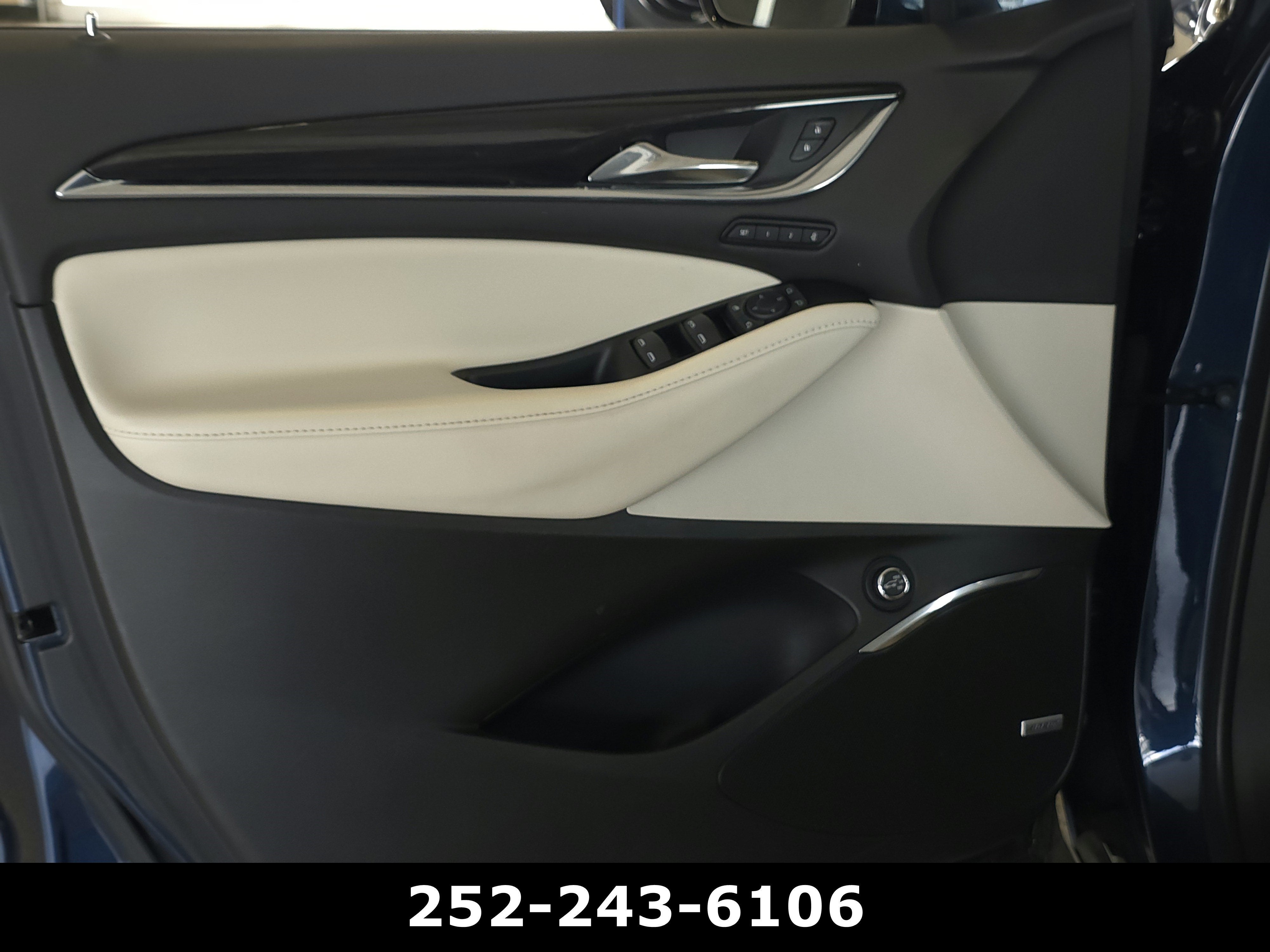 2023 Buick Enclave Premium