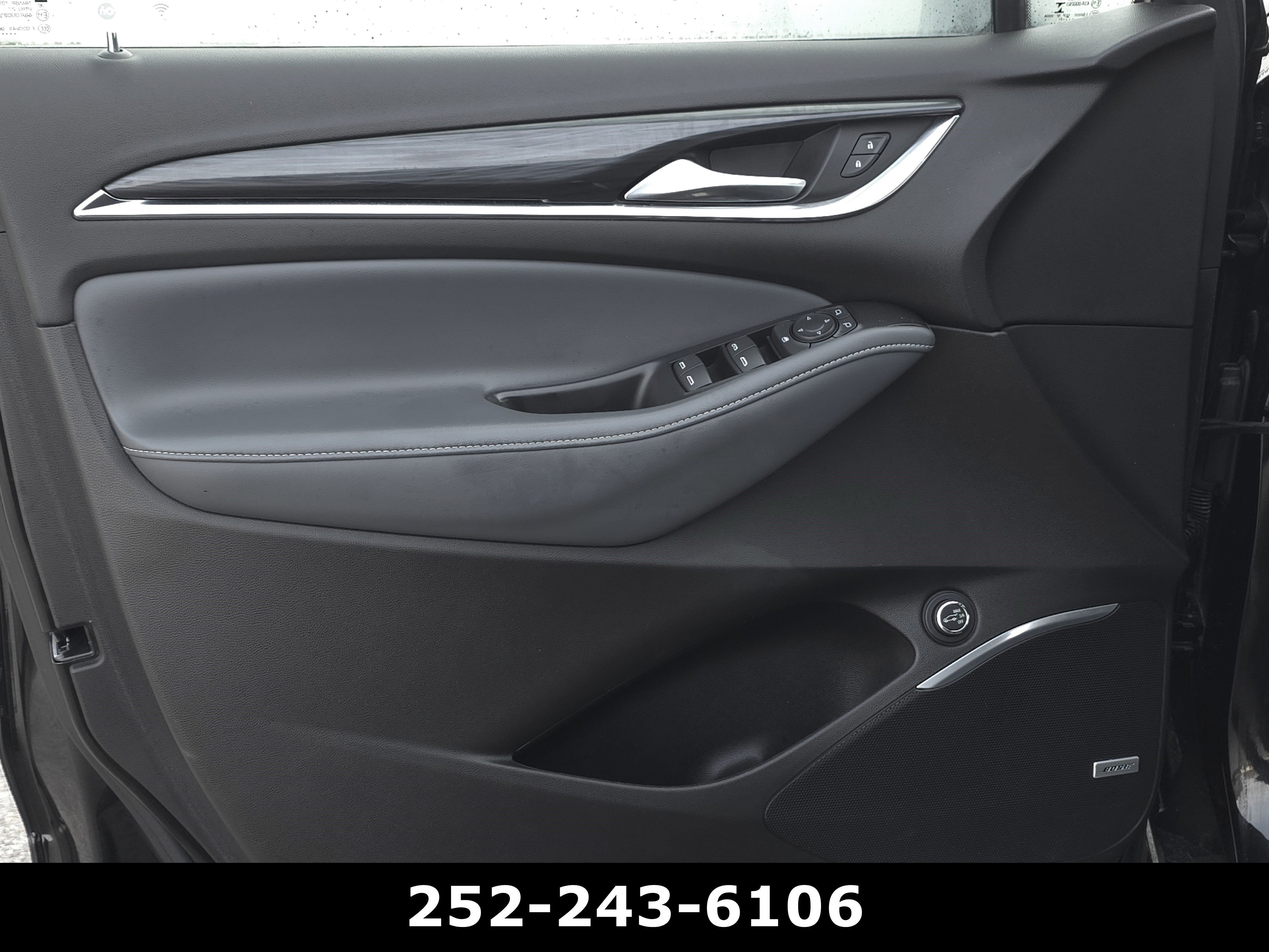 2021 Buick Enclave Essence