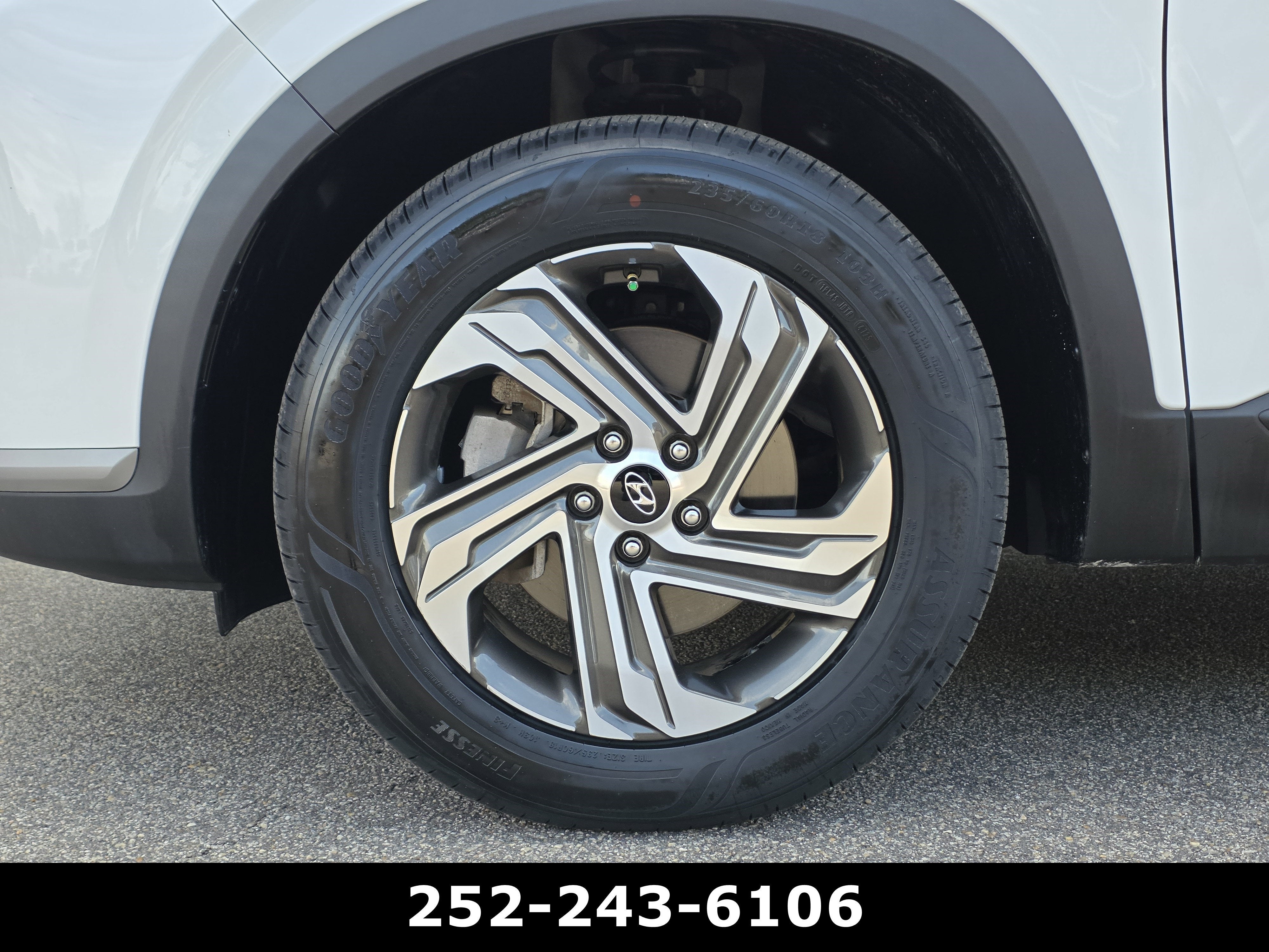 2023 Hyundai Santa Fe SE