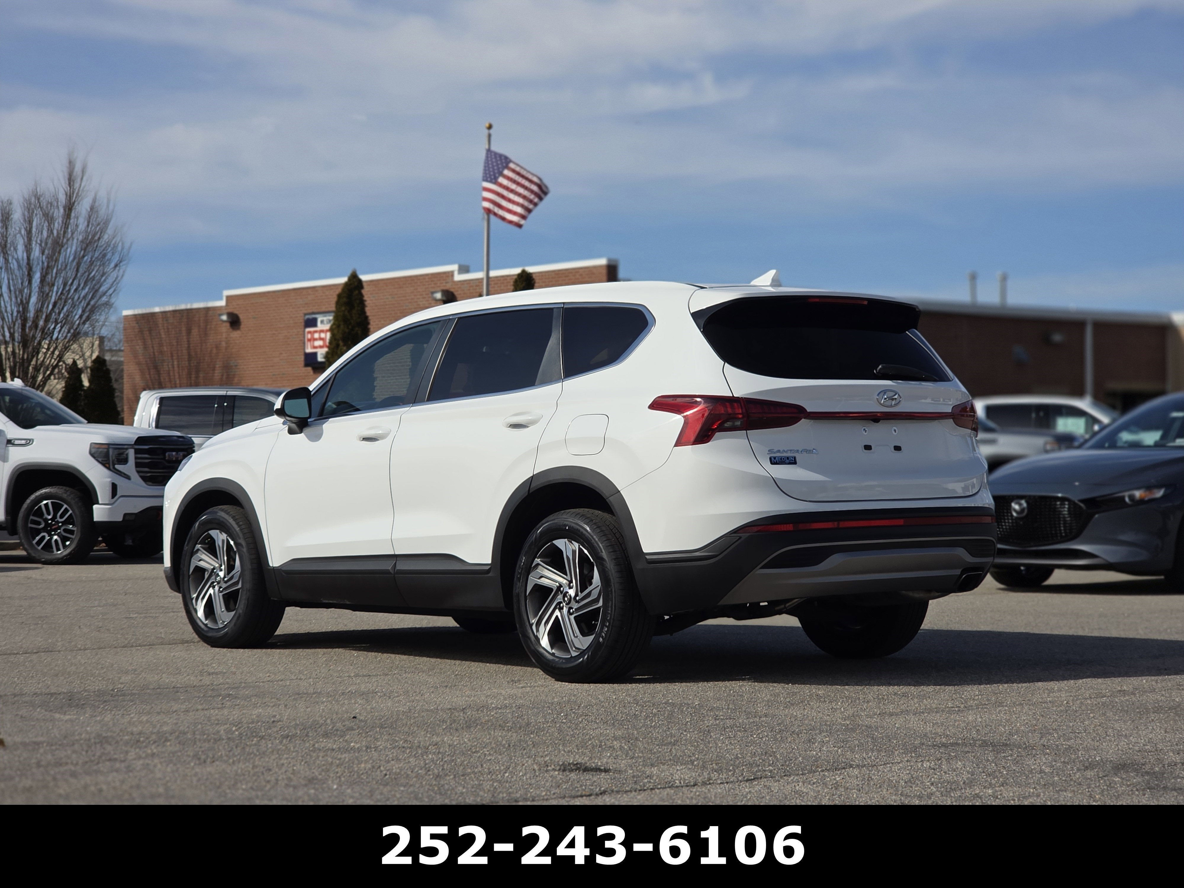 2023 Hyundai Santa Fe SE