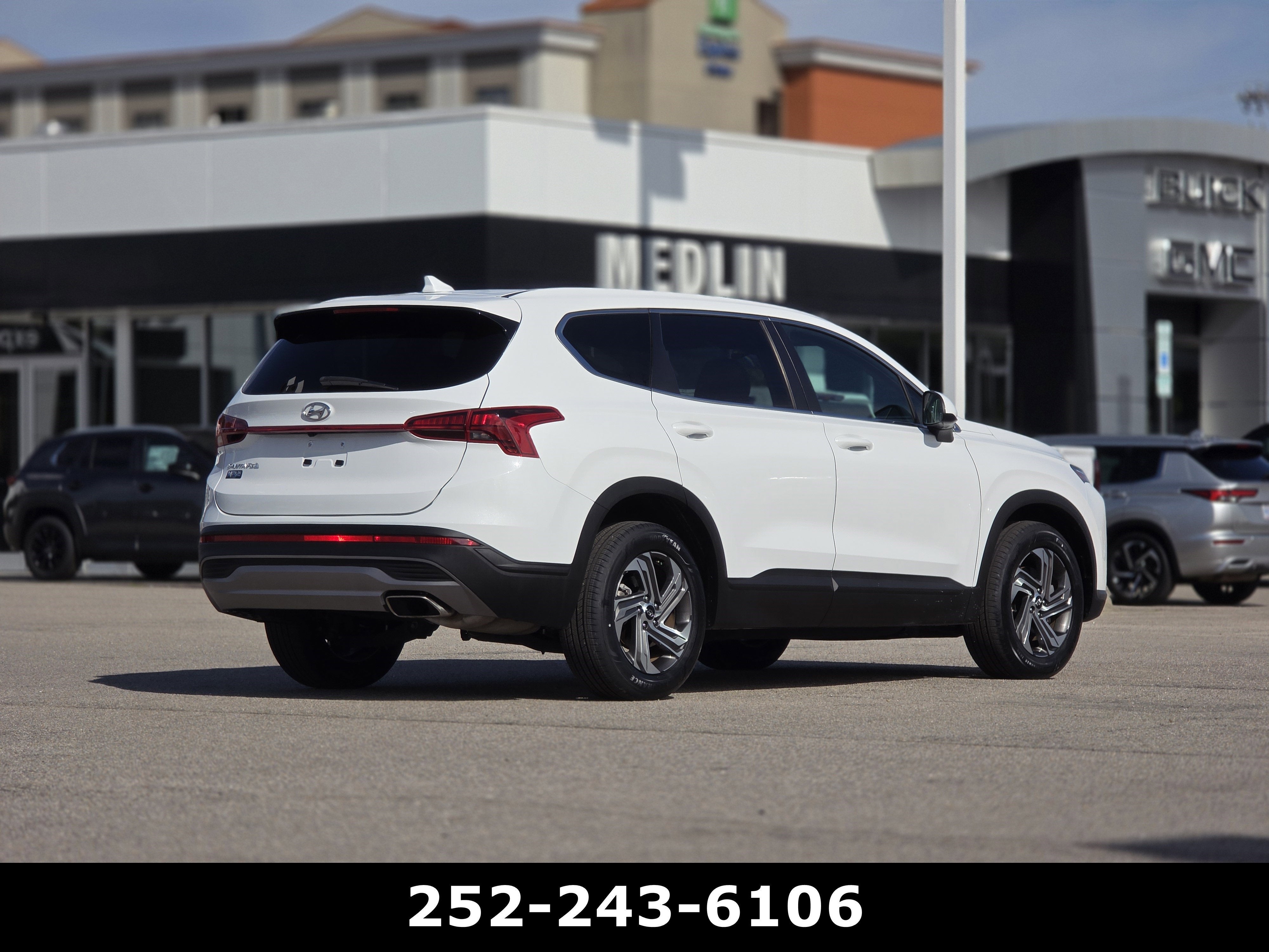 2023 Hyundai Santa Fe SE