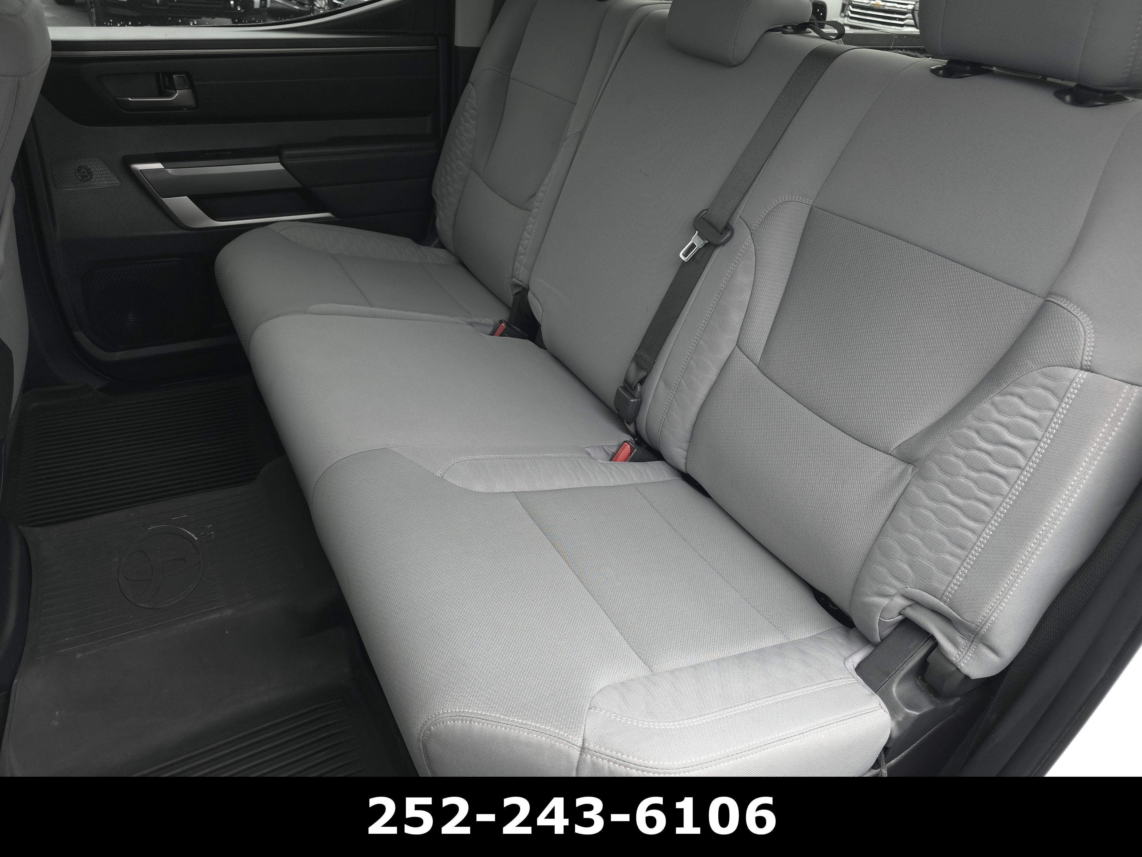 2022 Toyota Tundra 4WD SR5