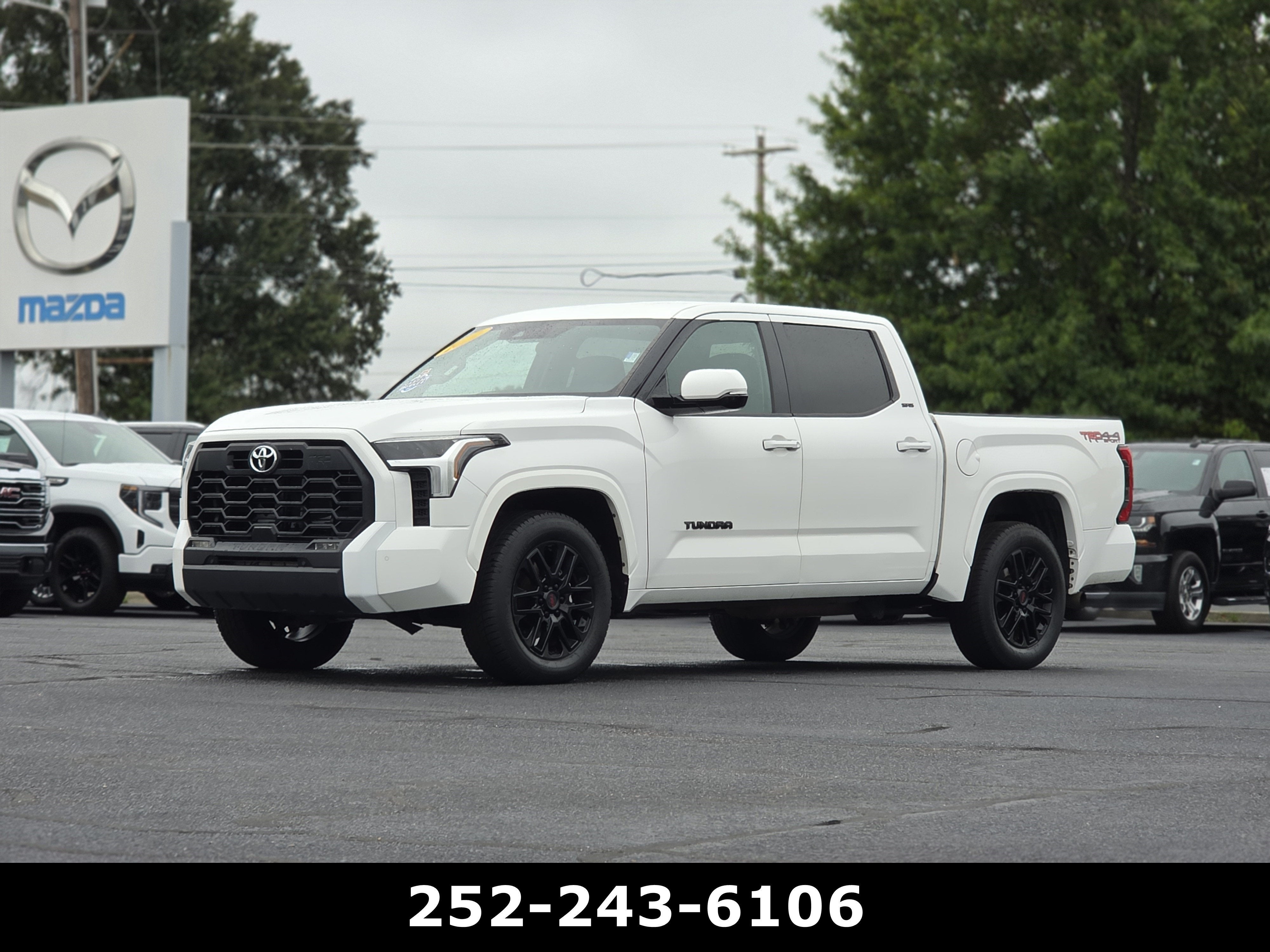 2022 Toyota Tundra 4WD SR5