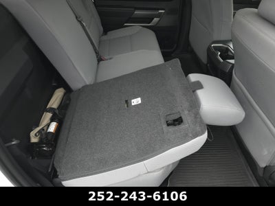 2022 Toyota Tundra 4WD SR5