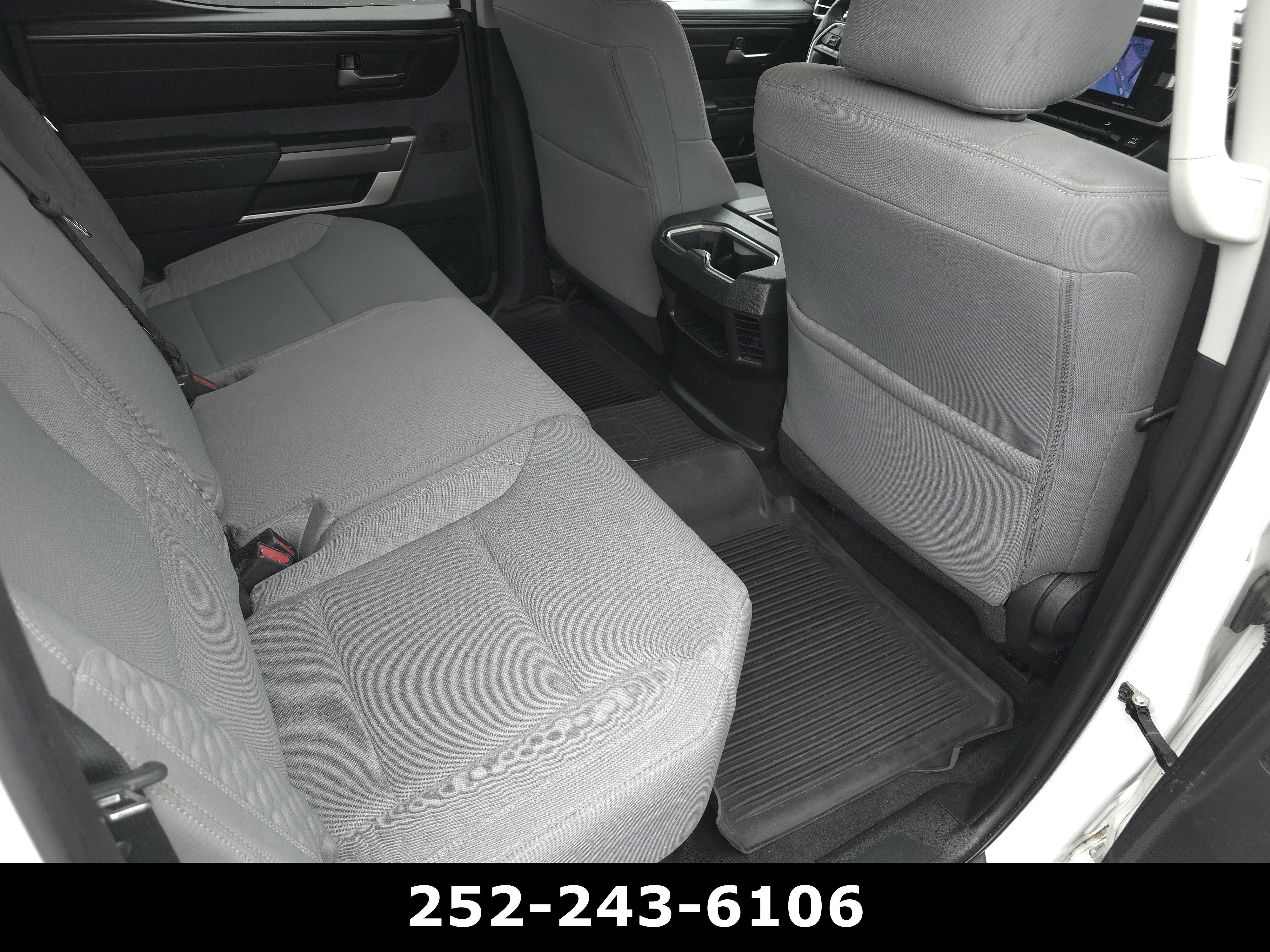 2022 Toyota Tundra 4WD SR5