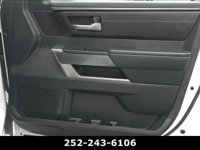 2022 Toyota Tundra 4WD SR5