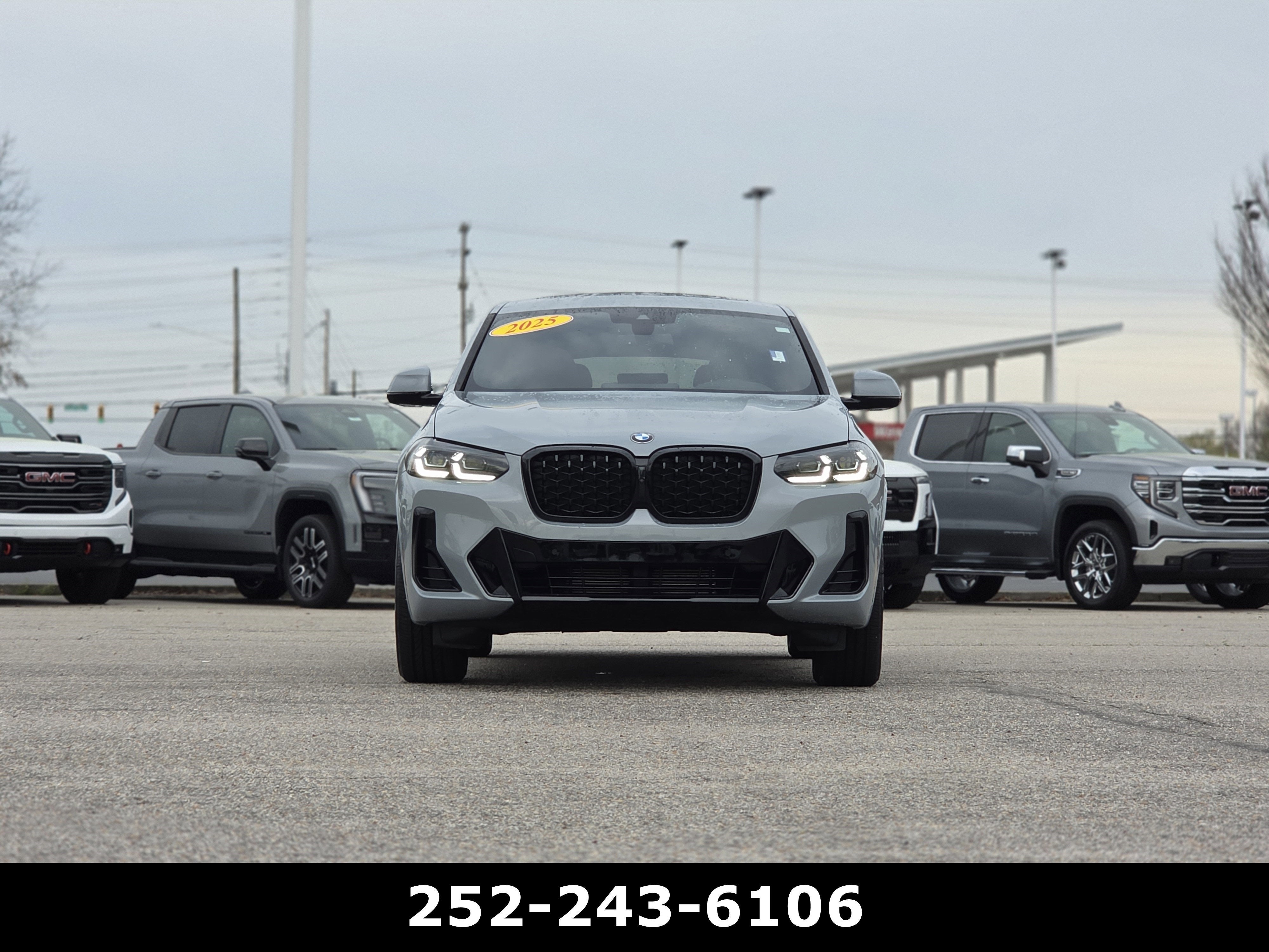 2025 BMW X4 xDrive30i