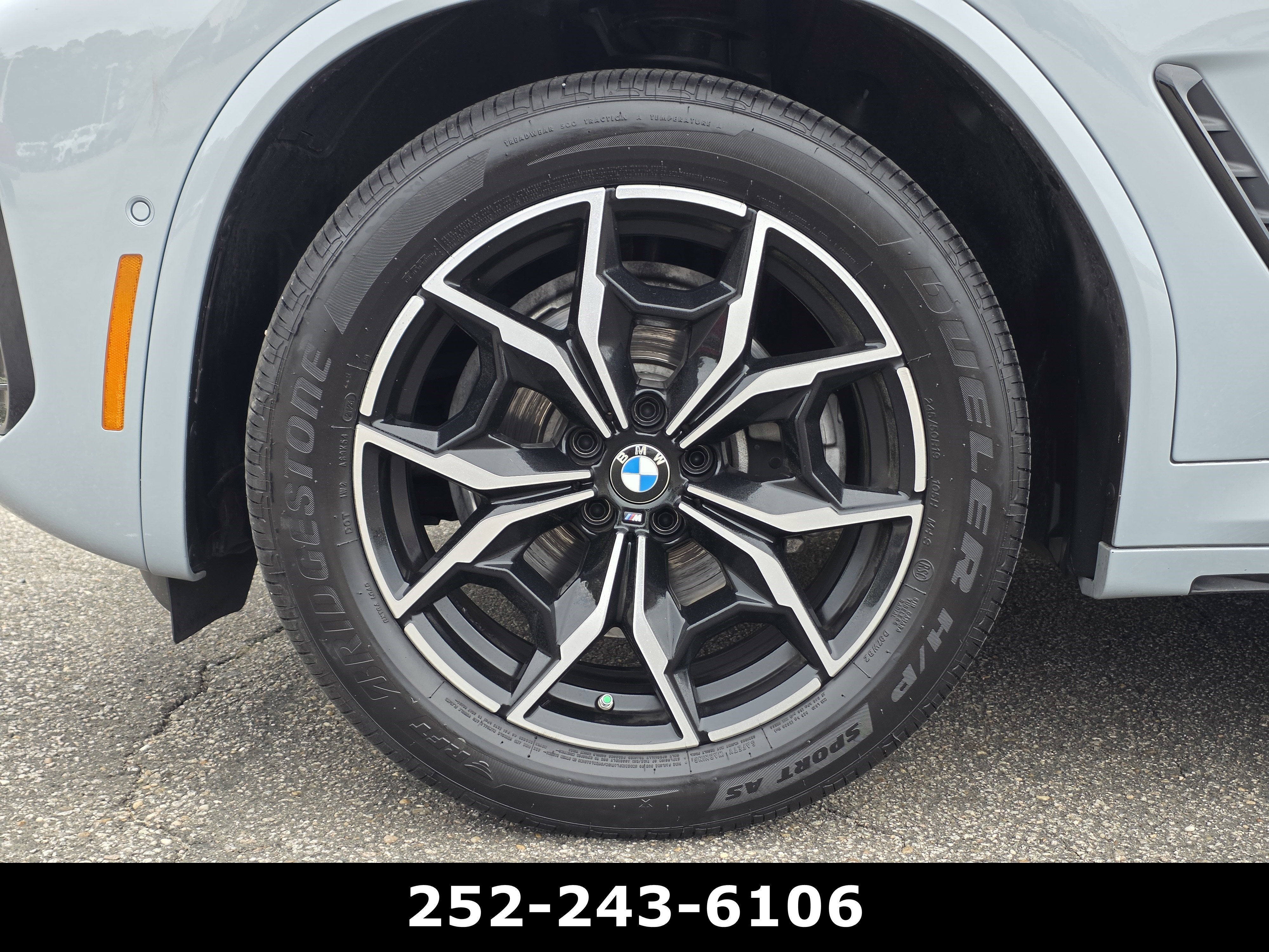 2025 BMW X4 xDrive30i