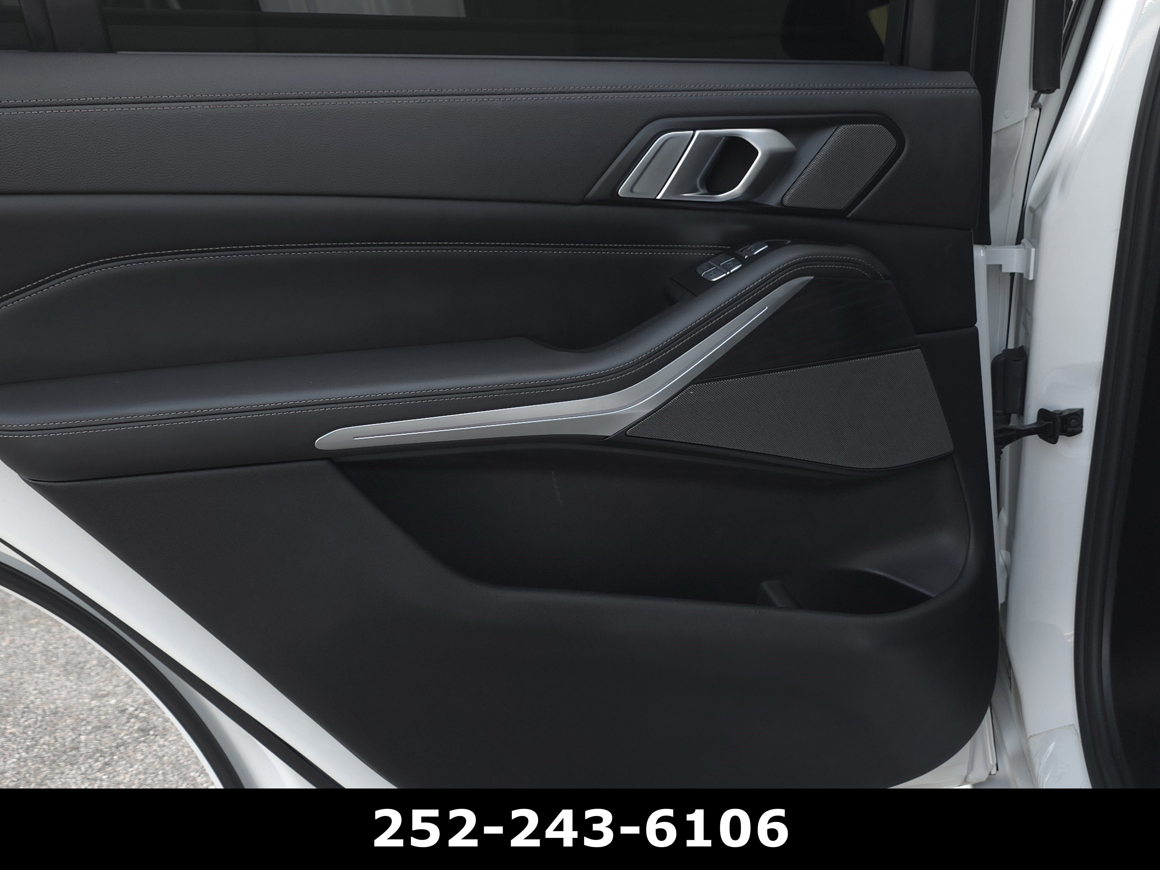 2022 BMW X7 M50i