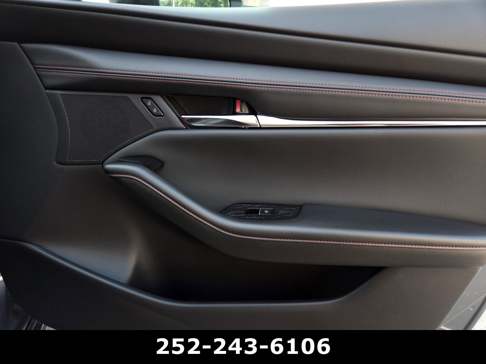 2025 Mazda Mazda3 Hatchback 2.5 S Carbon Edition