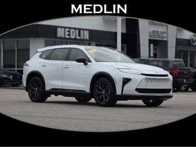 2025 Toyota Crown Signia XLE