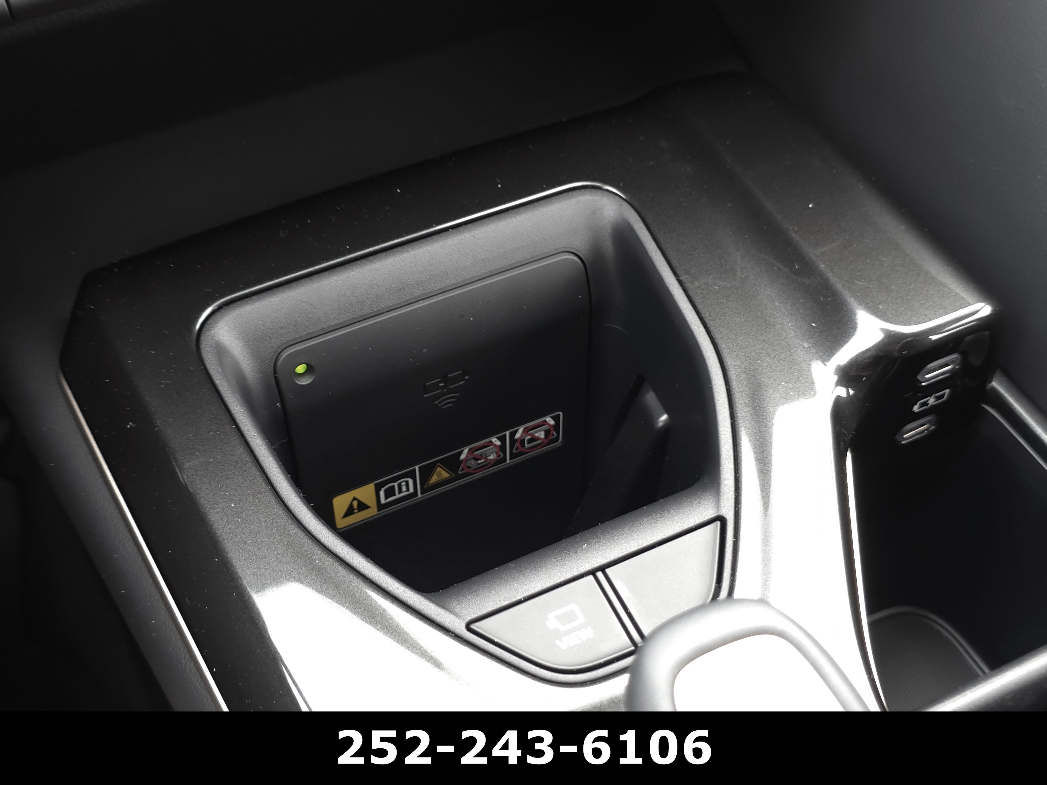 2025 Toyota Crown Signia XLE