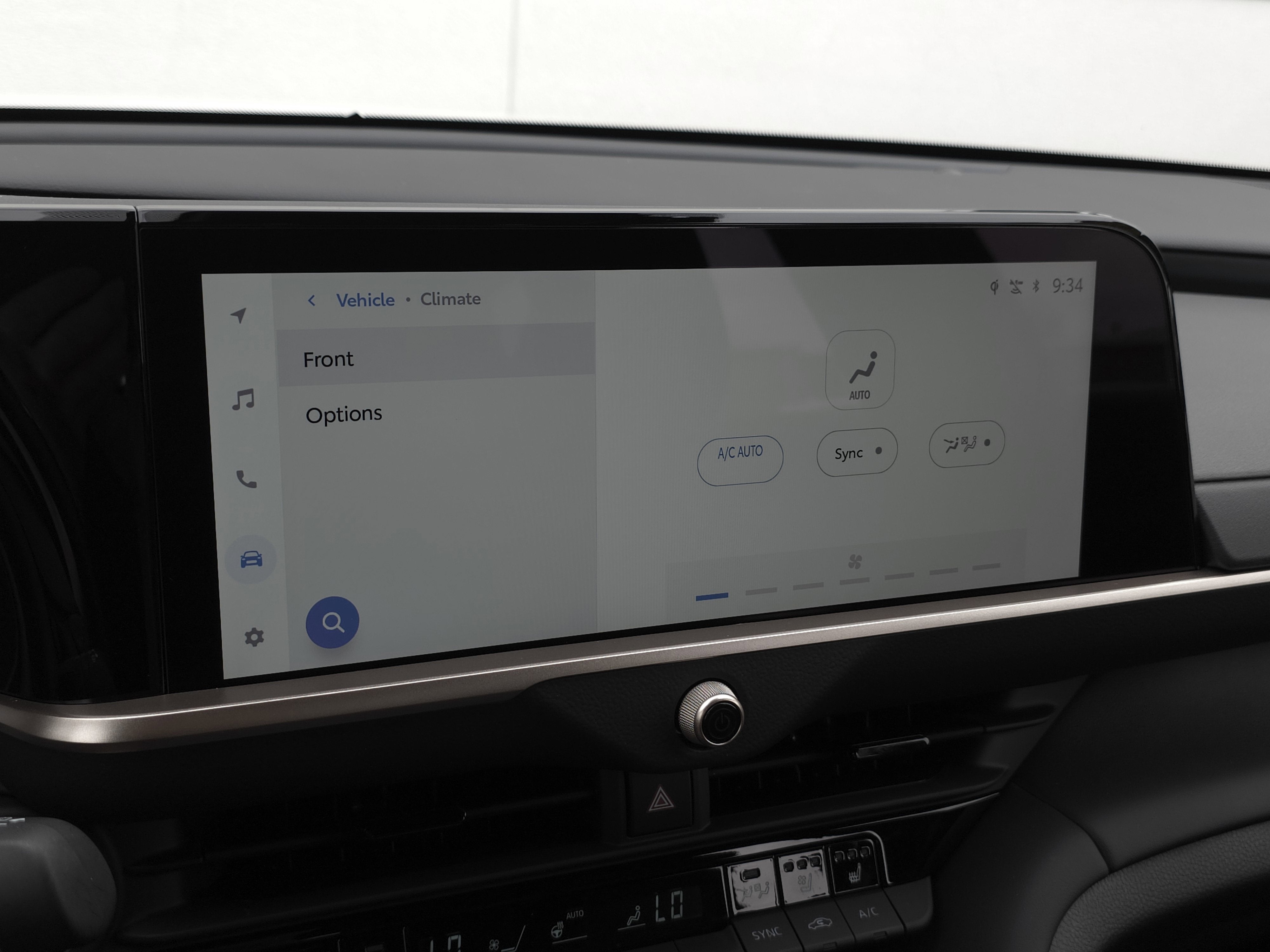 2025 Toyota Crown Signia XLE