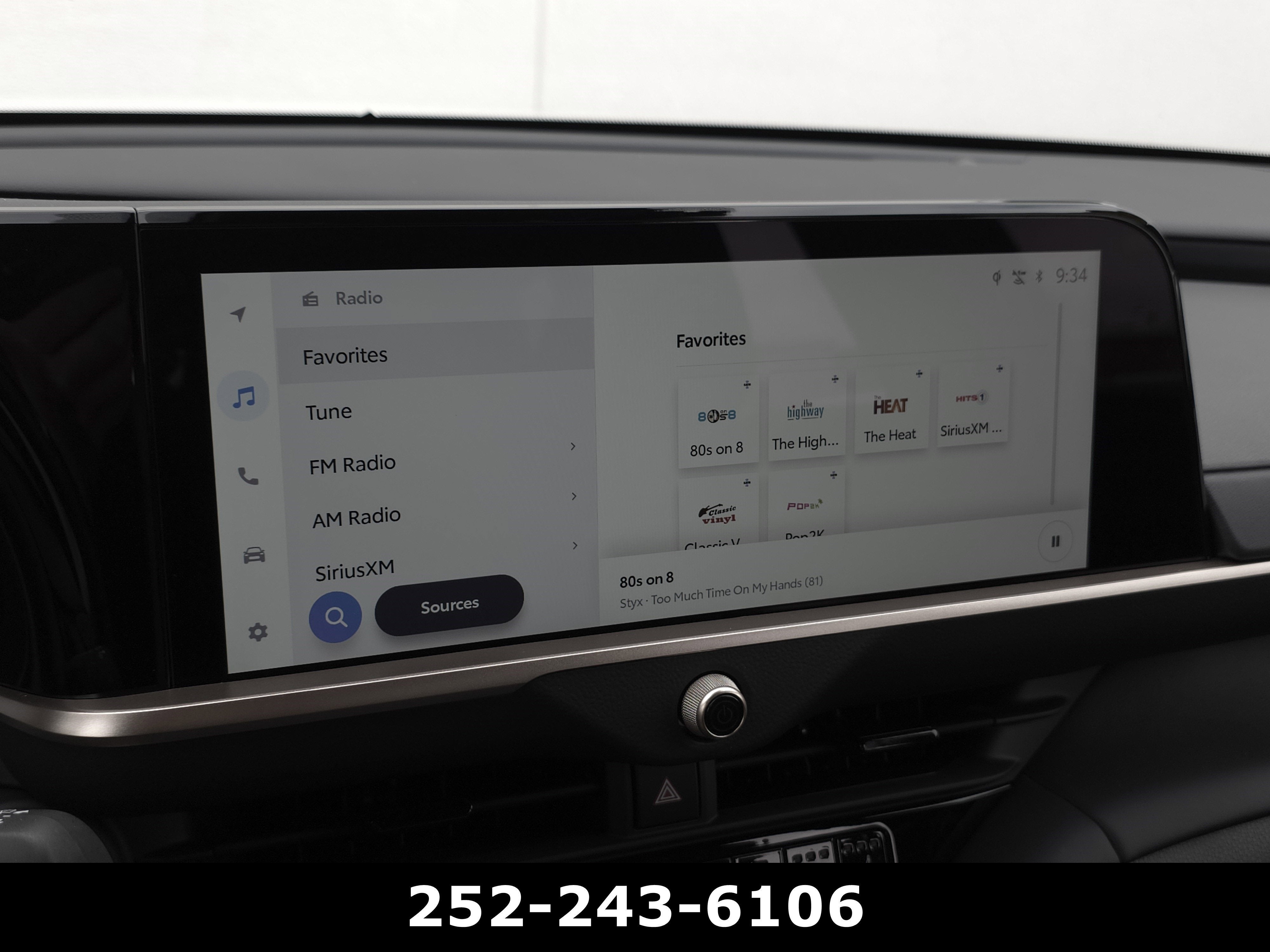 2025 Toyota Crown Signia XLE