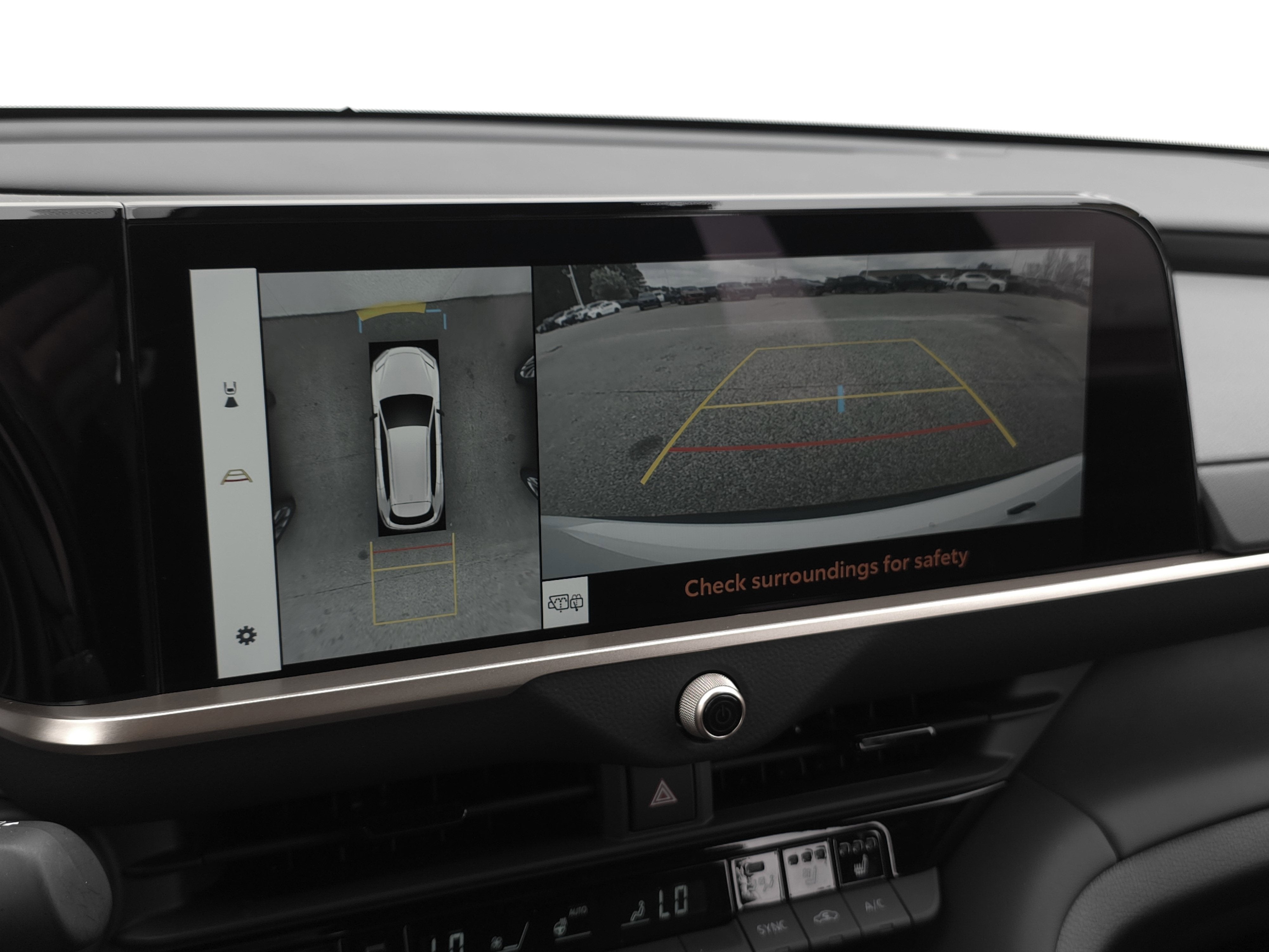 2025 Toyota Crown Signia XLE