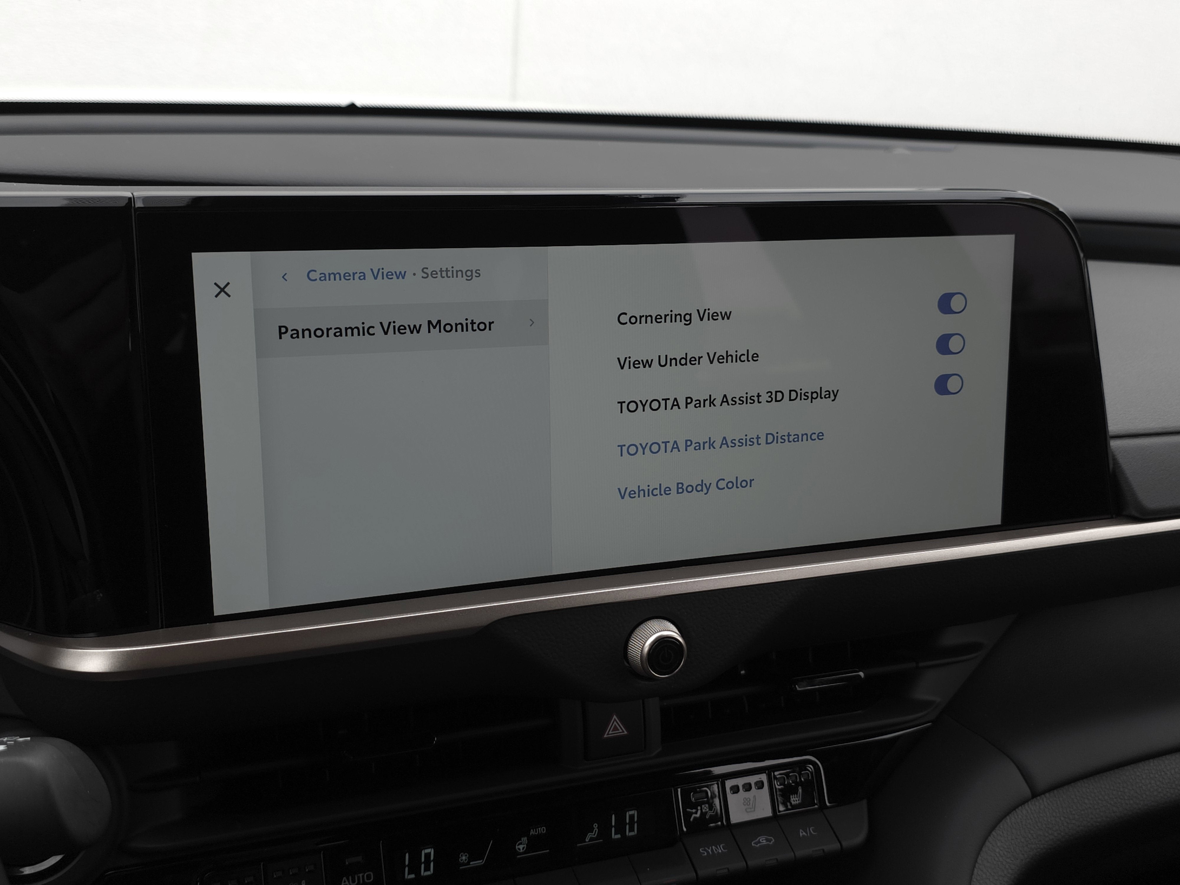 2025 Toyota Crown Signia XLE