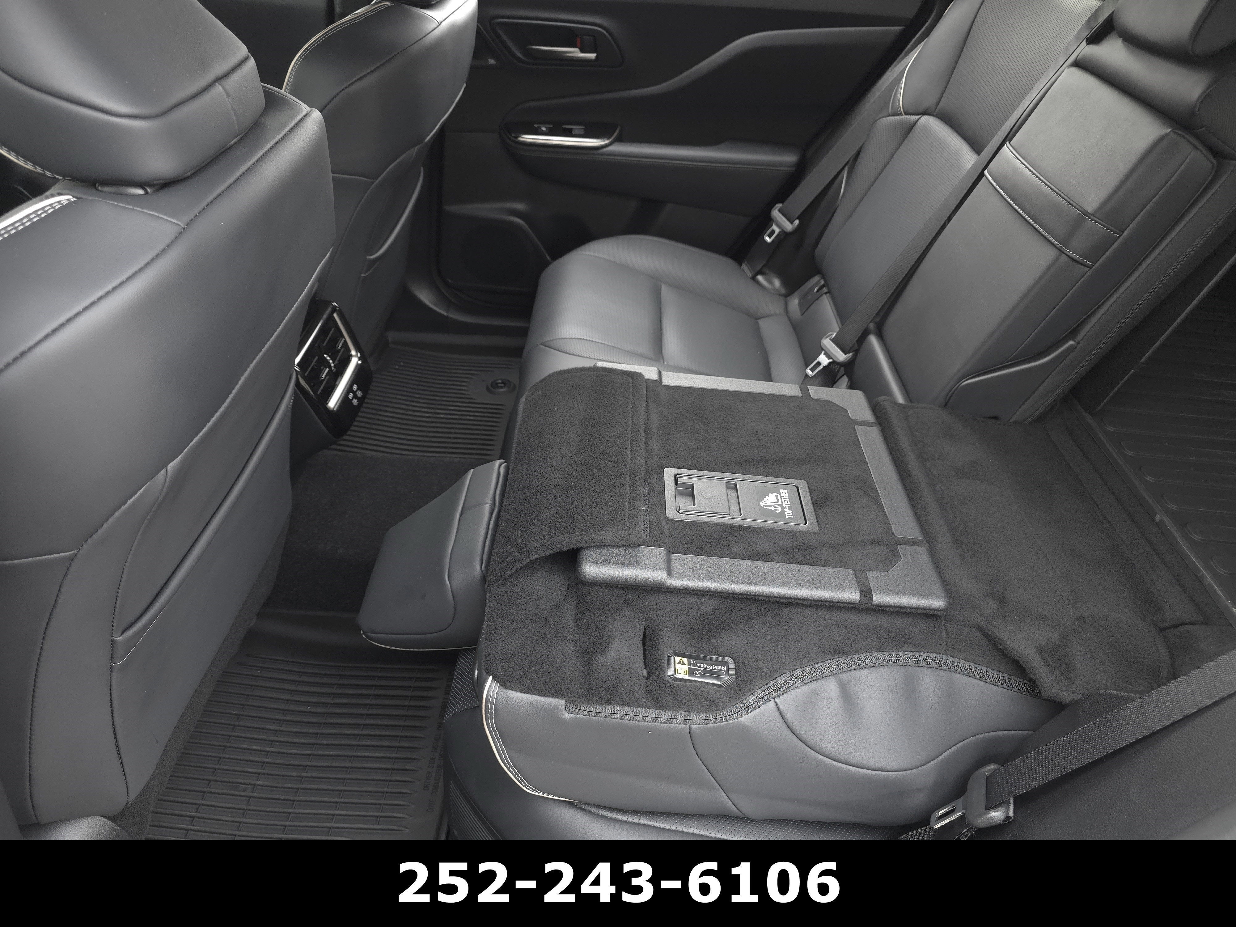 2025 Toyota Crown Signia XLE