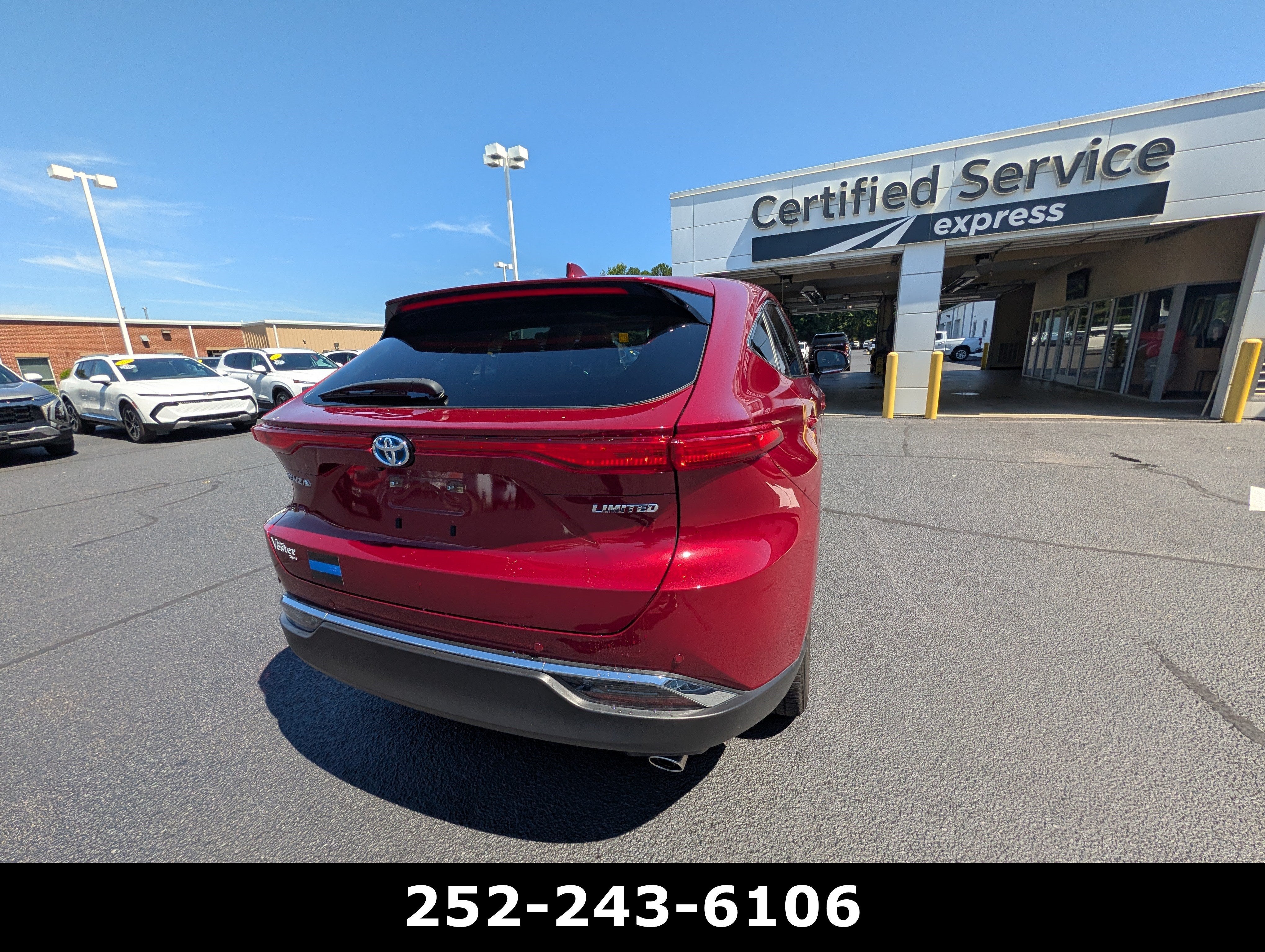 2024 Toyota Venza LE