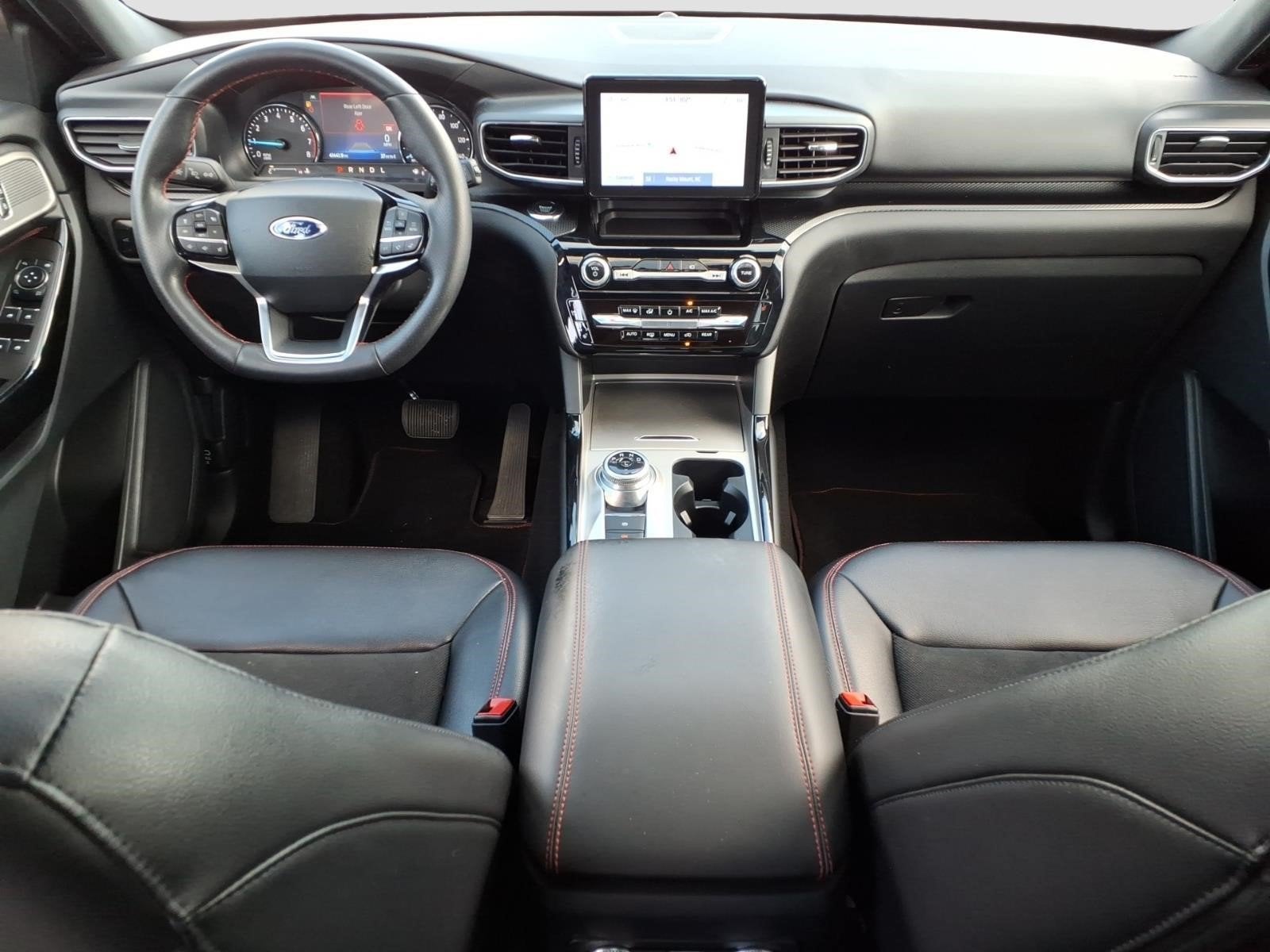 2023 Ford Explorer ST-Line