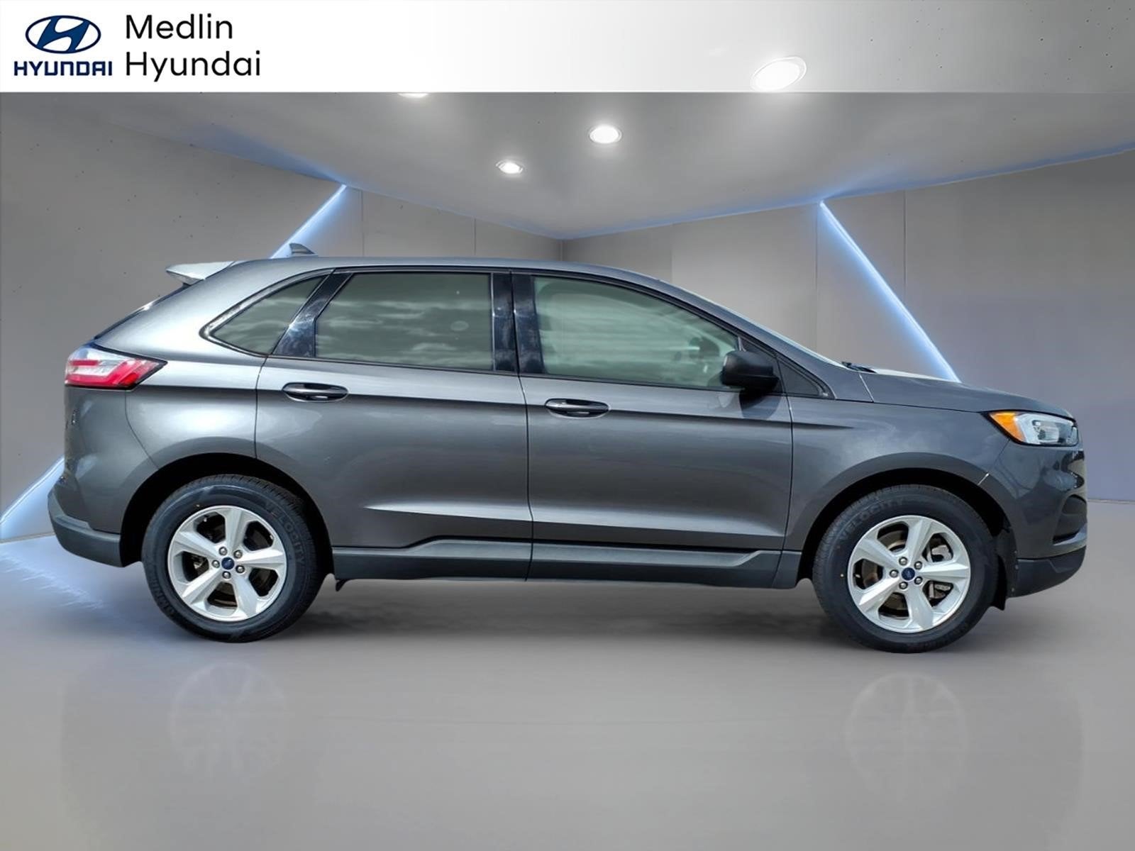 2021 Ford Edge SE