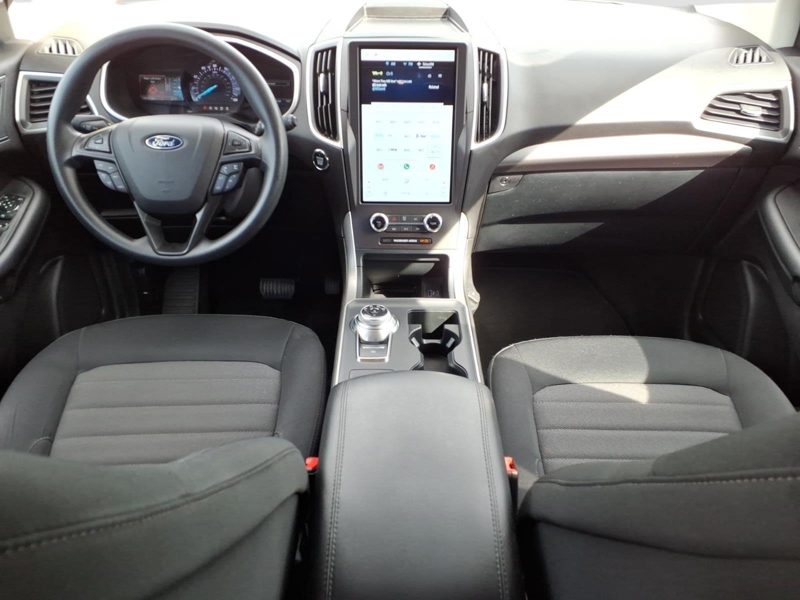 2021 Ford Edge SE