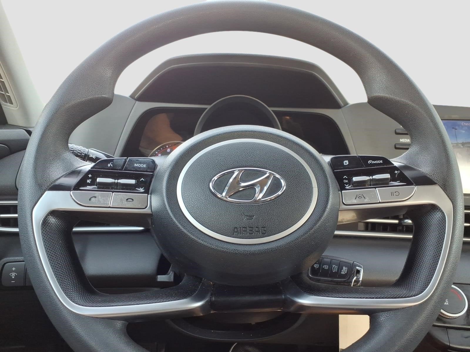 2021 Hyundai Elantra SE