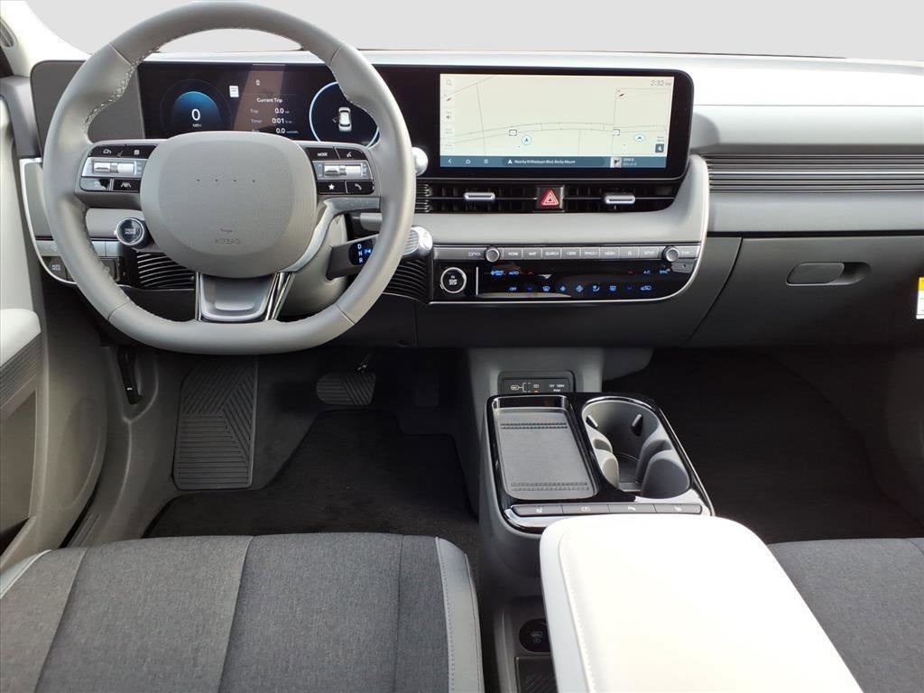 2025 Hyundai IONIQ 5 SE