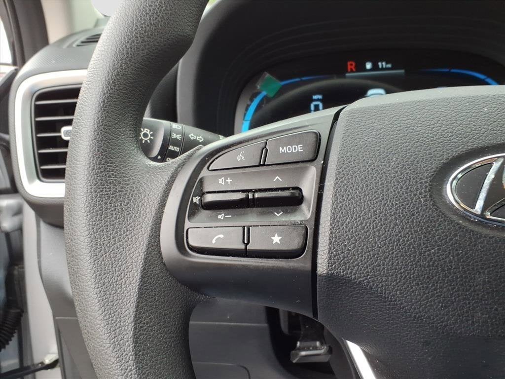 2025 Hyundai Venue SE