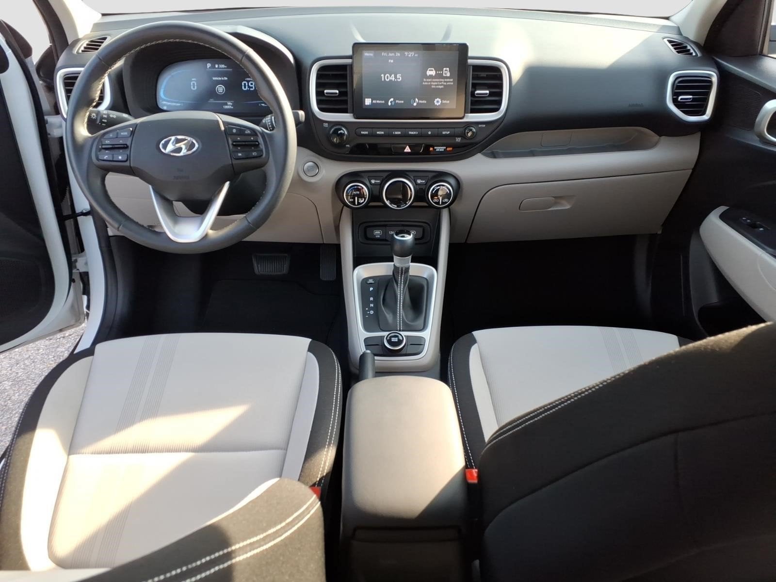 2025 Hyundai Venue SEL